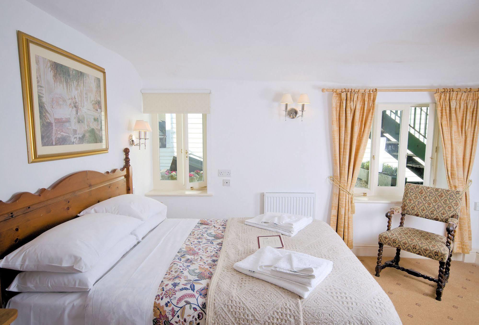 The Abbey Hotel & Apartments Bury St. Edmunds Екстериор снимка