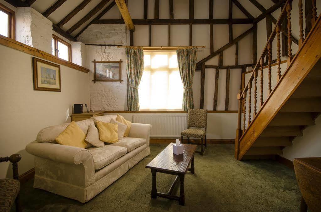 The Abbey Hotel & Apartments Bury St. Edmunds Екстериор снимка